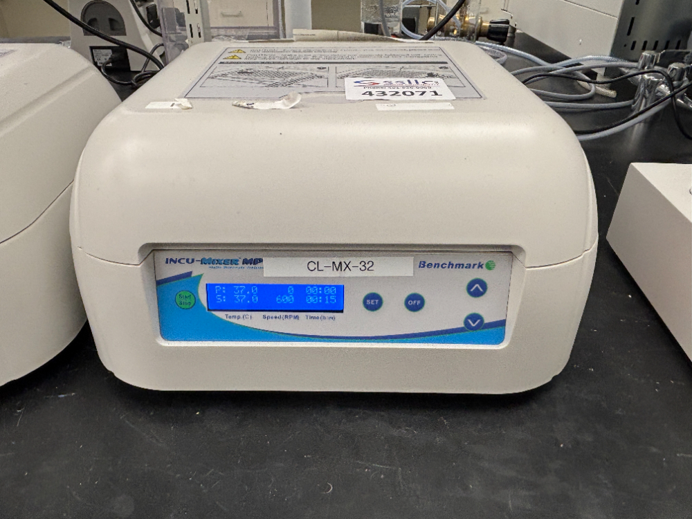 Image of Benchmark Incu-Mixer MP Microplate Vortexer
